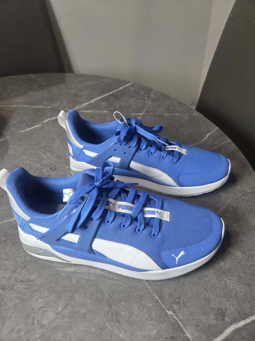 PUMA Anzarun Cage Men’s Sneakers Size 10 – Blue & White